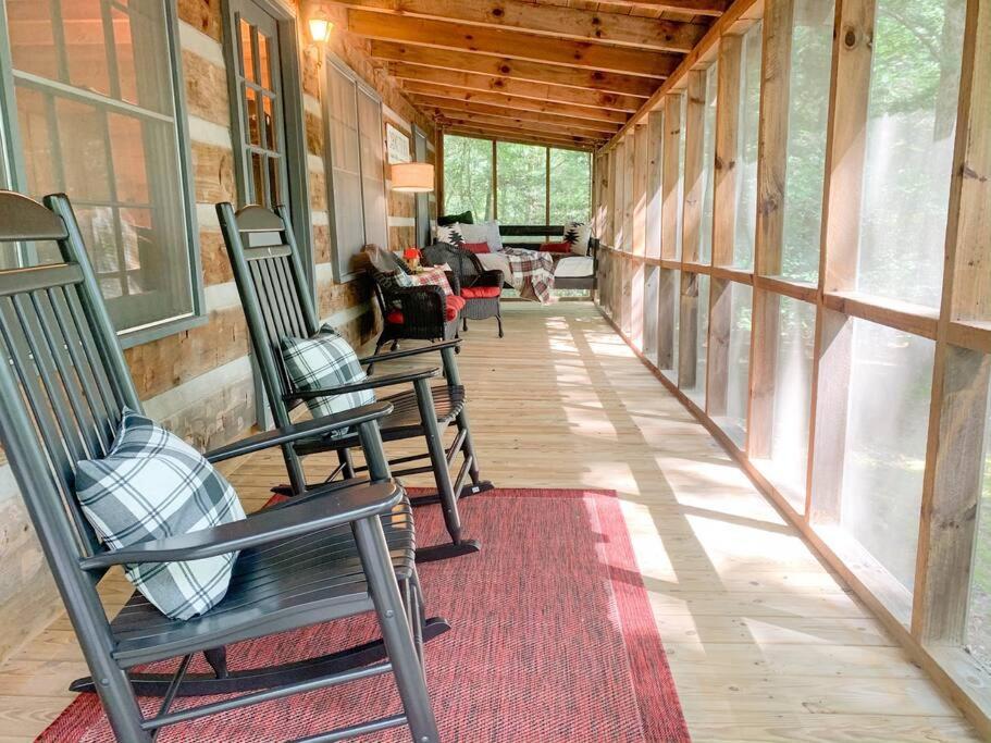 Villa Hot Tub, Porch Swing Bed, Fire Pit, Aska Adventure Blue Ridge Esterno foto