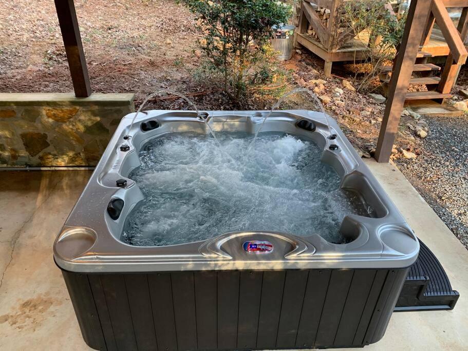 Villa Hot Tub, Porch Swing Bed, Fire Pit, Aska Adventure Blue Ridge Esterno foto